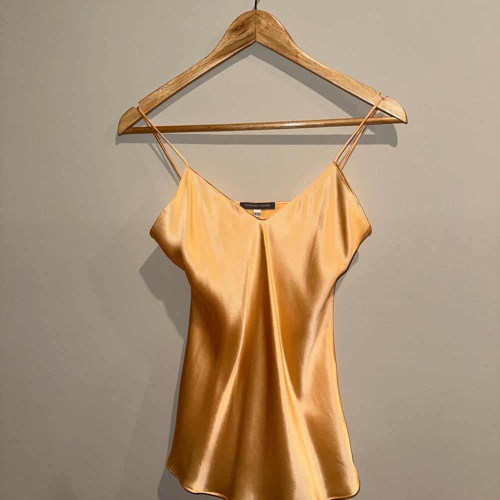Emerson Thorpe Luxurious 100% Silk Peach Cami Top